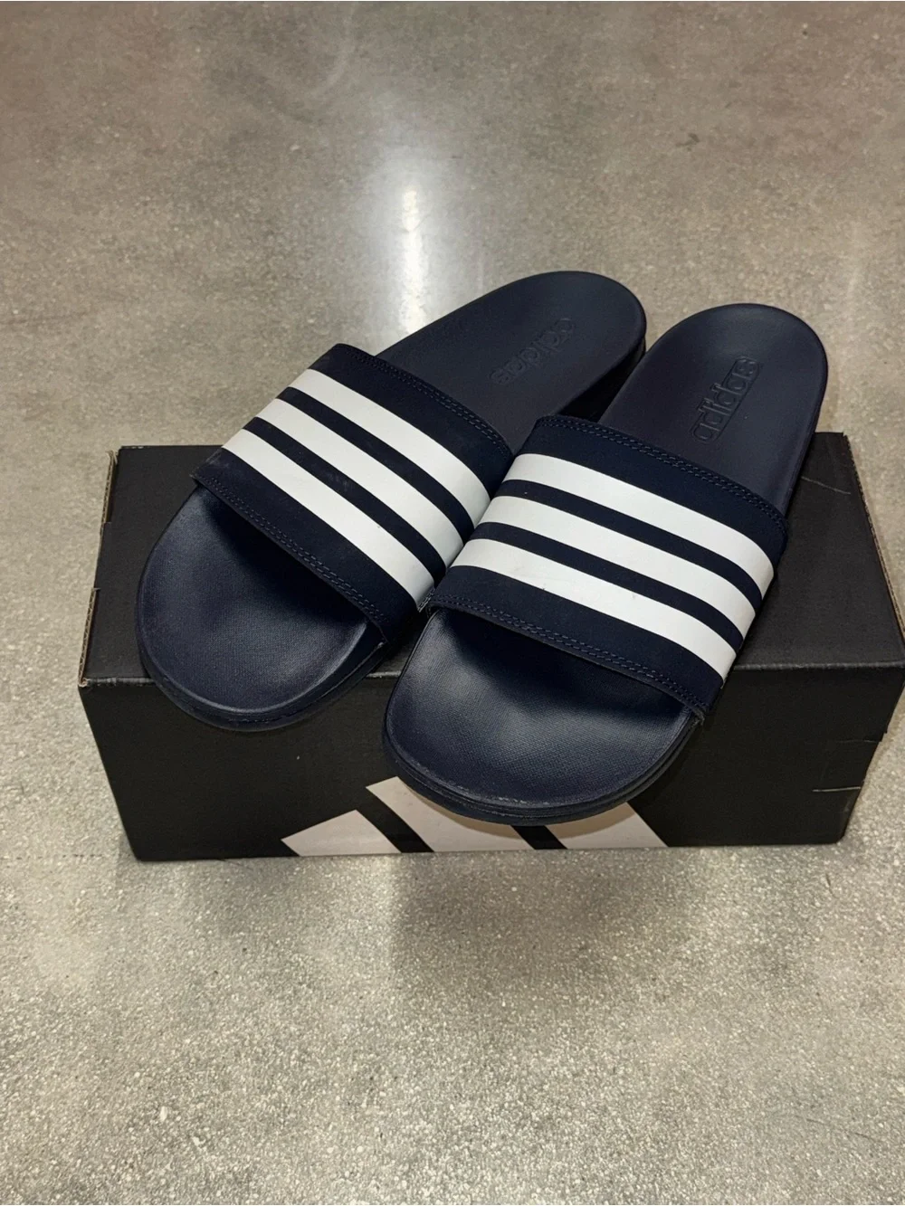 ADIDAS Adilette Comfort Unisex NAVY White Stripe Slides Mens 11 Womens 12 NIB